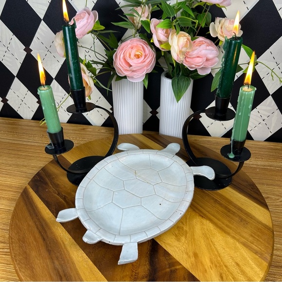 Ceramic Turtle Tray Gray Glazed Footed Platter, Coastal Cottage Style - Picture 4 of 8